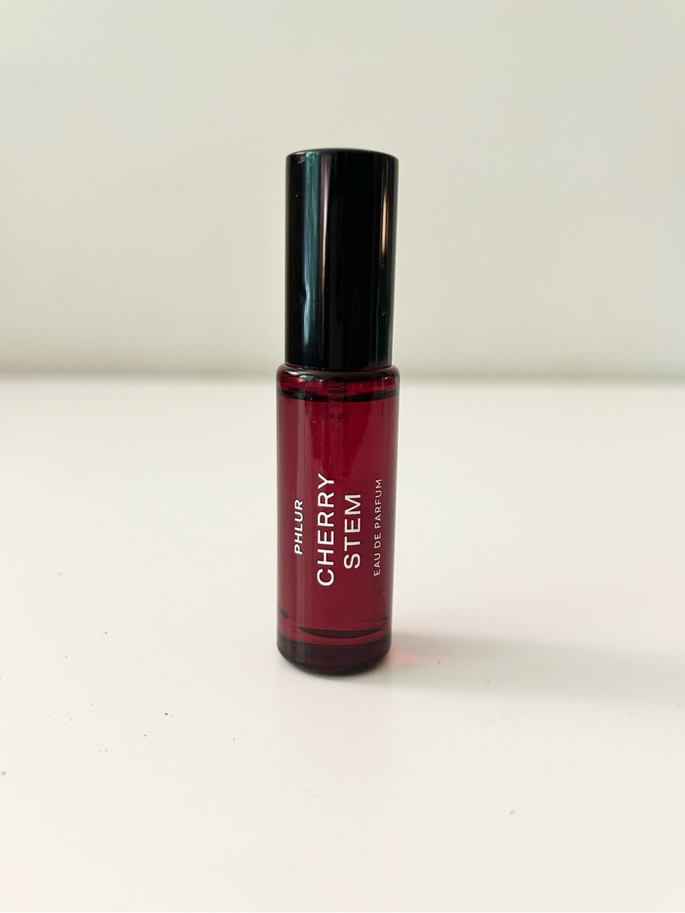 🌸PHLUR Cherry EDP Spray Deluxe Mini 5 mL